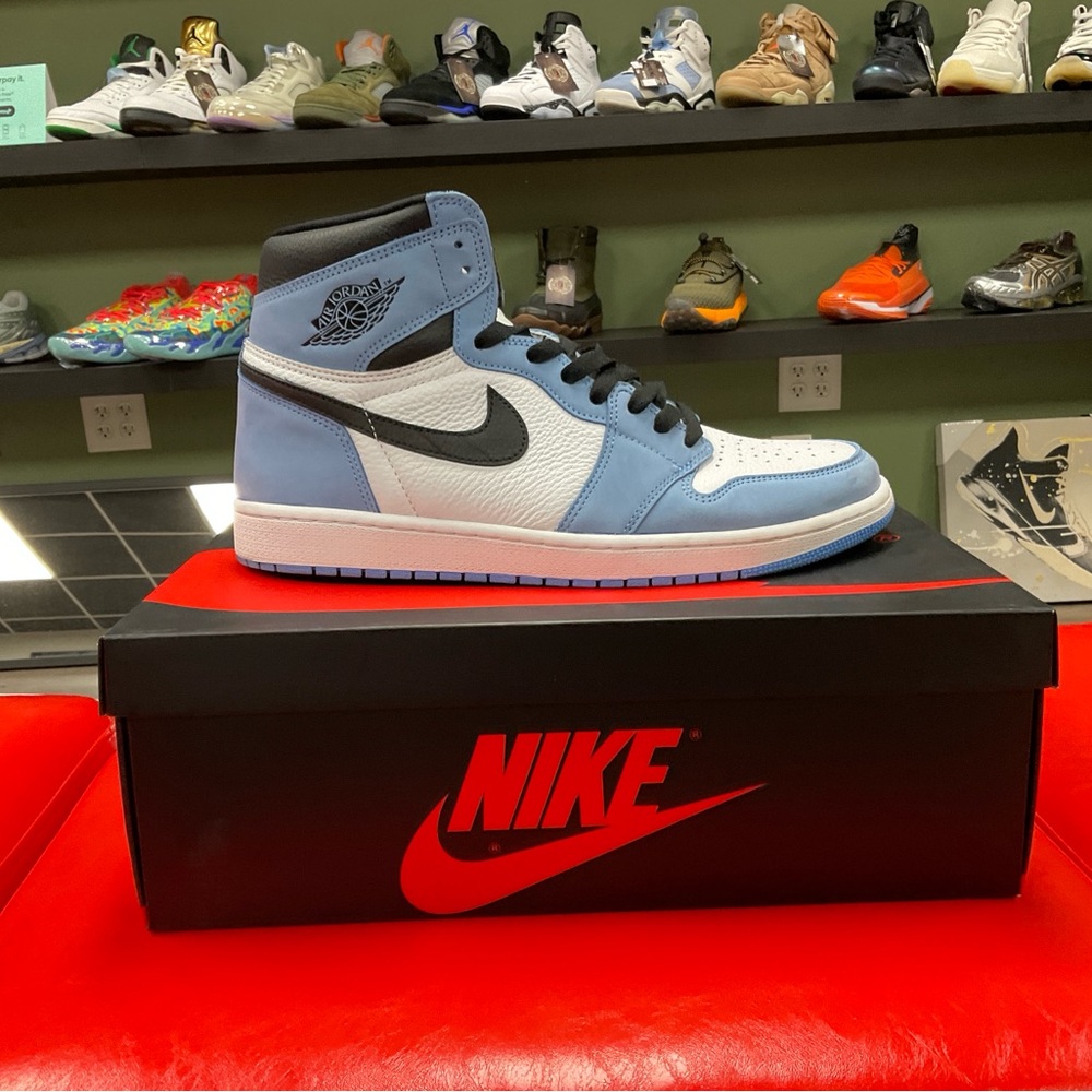 Nike Men's Black and Light Blue High-Top Sneakers
